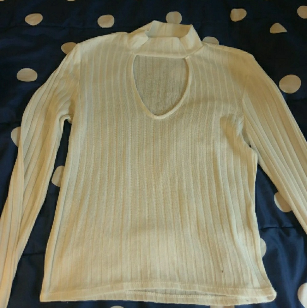 White Keyhole ribbed long Sleeve shirt M/S